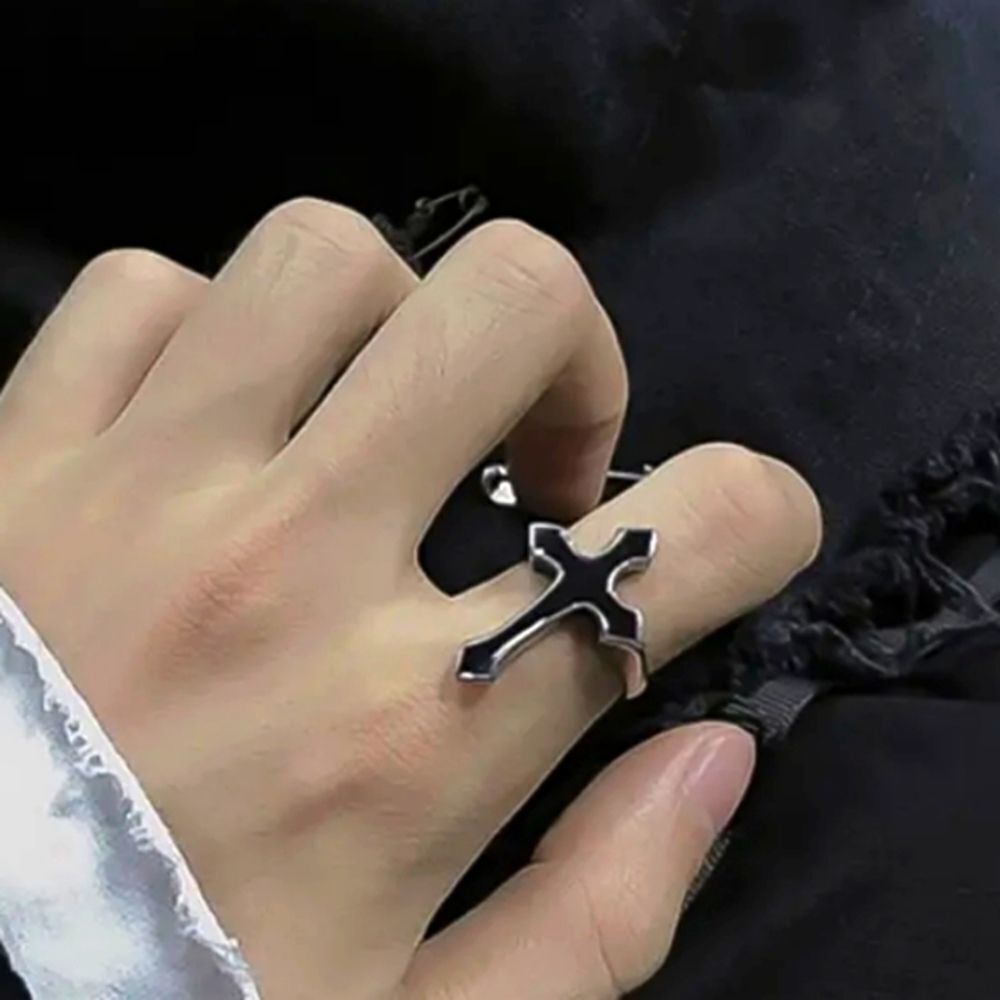 BLACK cross adjustable ring goth crucifix